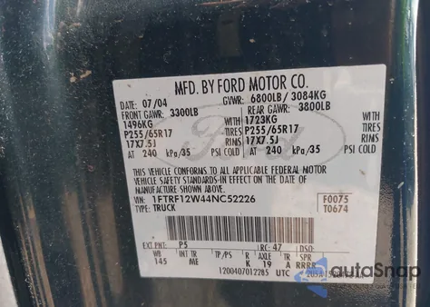 2004 Ford F150 z USA, uszkodzony, nr VIN 1FTRF12W44NC52226